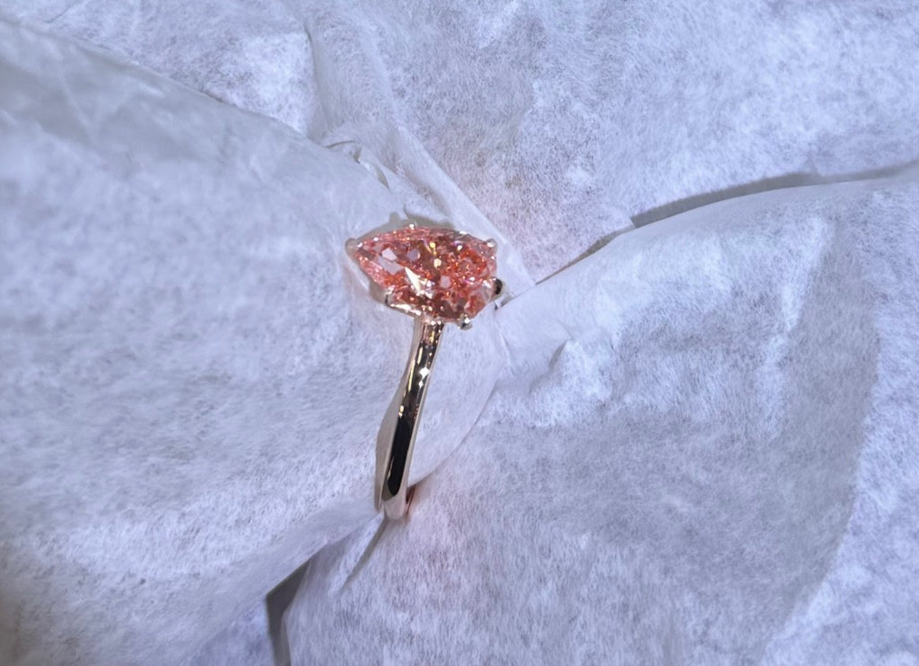 2 Carat Pear-Fancy Vivid Pink Diamond 14k Gold Ring, IGI Certified